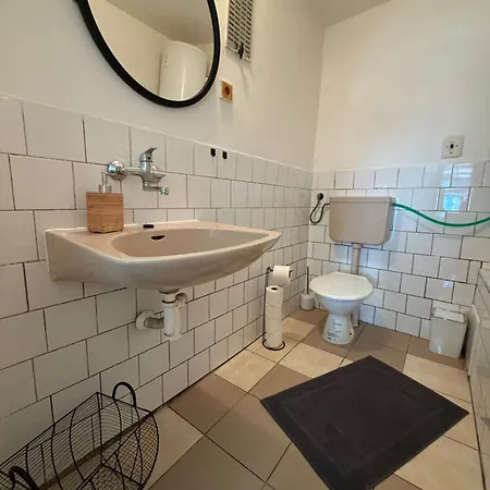 Apartmanz アパート