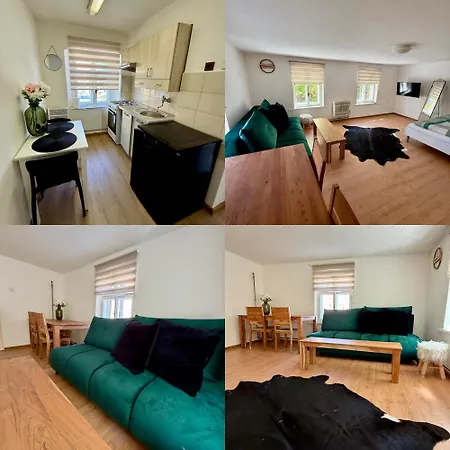 アパート Apartmanz Javorník